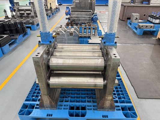 เครื่องทำหลอดอัตโนมัติลิฟท์บนสำหรับเหล็กน้ำท่อความปลอดภัย