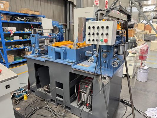 เครื่องขึ้นรูปท่อเหล็กคาร์บอนต่ำสำหรับการผลิตท่ออุตสาหกรรม