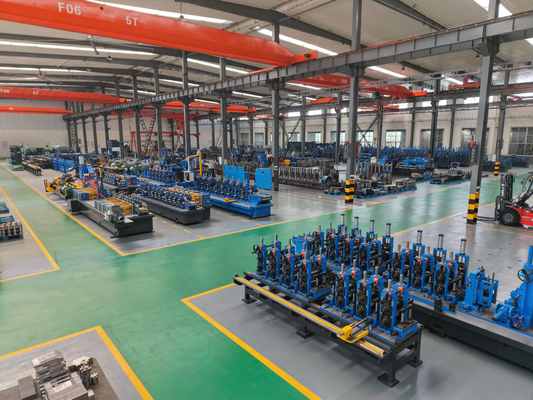 เครื่องขึ้นรูปท่อความเร็วสูงสำหรับการผลิตท่อ API ความแม่นยำสูง